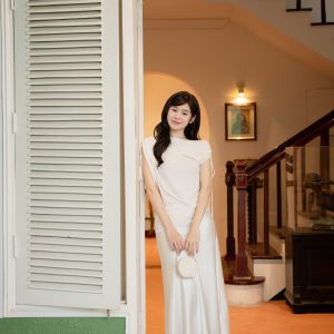 Chân Váy Lụa Dáng Đuôi Cá Nhẹ. Chân Váy Midi Lụa Rủ Thanh Lịch Dễ Phối Đi Làm, Dự Tiệc Sang Trọng