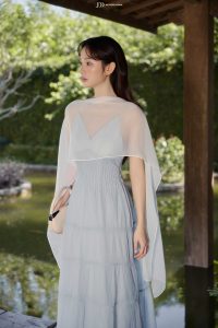 Đầm Xuân Hè 2 Dây Nhún Tầng Dài. Đầm Midi Dáng A-line Dài Xếp Tầng Phối Choàng Phong Cách Hiện Đại Nữ Tính