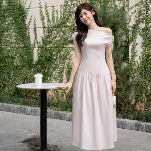 Đầm Xuân Hè Trễ Vai Lệch Xếp Ly Nhún, Chân Nhún Đổ. Đầm Dáng Dài Nữ Tính Thanh Lịch Dự Tiệc Tiểu Thư